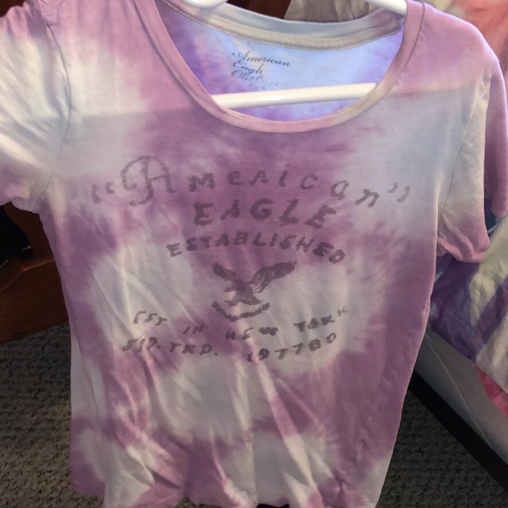 American Eagle shirt